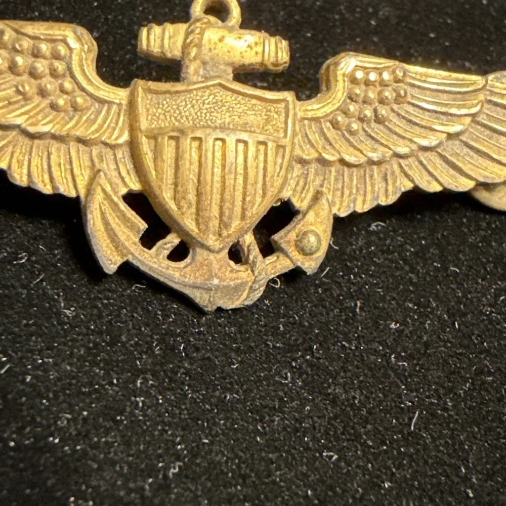 Vtg N.S. Meyer‎ NY Gold Navy USMC Marines Aviator Pilot Wings Badge Pin